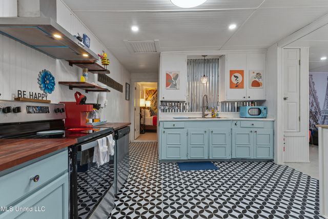 1127 19th Street, Gulfport, MS 39501