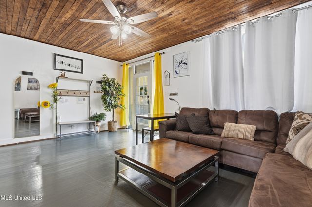 1127 19th Street, Gulfport, MS 39501