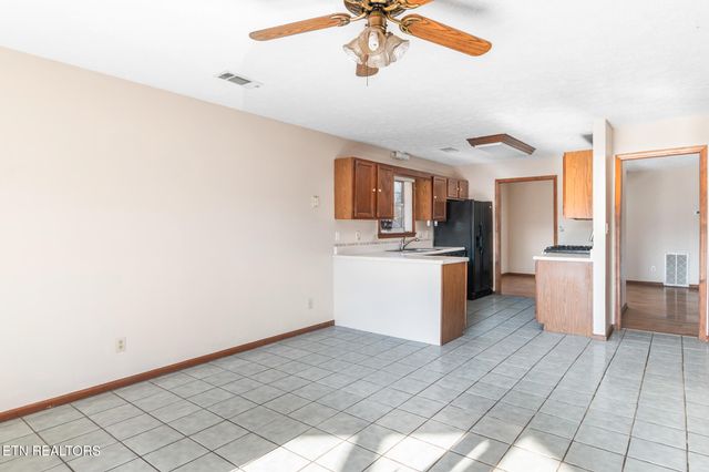 113 Sunflower Loop, Seymour, TN 37865