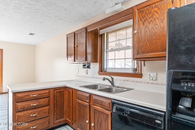 113 Sunflower Loop, Seymour, TN 37865