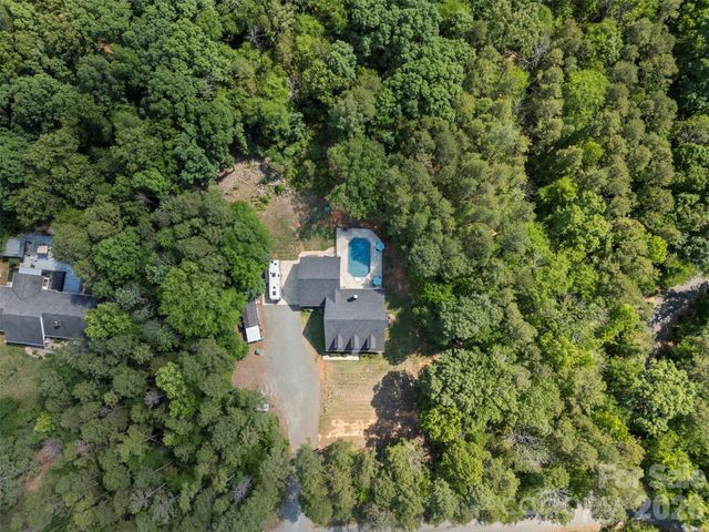 710 Sleepy Hollow Road, Midland, NC 28107