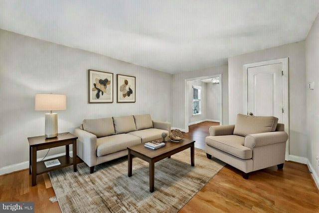 701 HICKORY TRL, Winchester, VA 22602