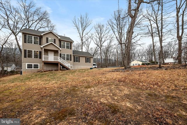 701 HICKORY TRL, Winchester, VA 22602