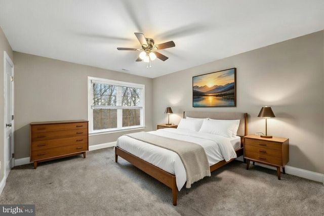 701 HICKORY TRL, Winchester, VA 22602