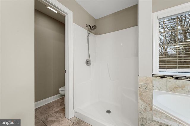 701 HICKORY TRL, Winchester, VA 22602