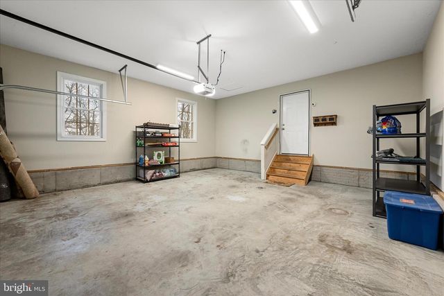 701 HICKORY TRL, Winchester, VA 22602