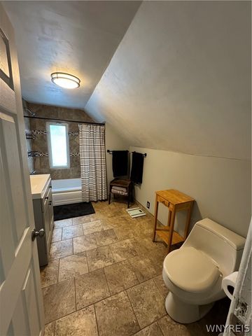 482 Hawley Street, Lockport City, NY 14094