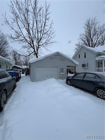 482 Hawley Street, Lockport City, NY 14094