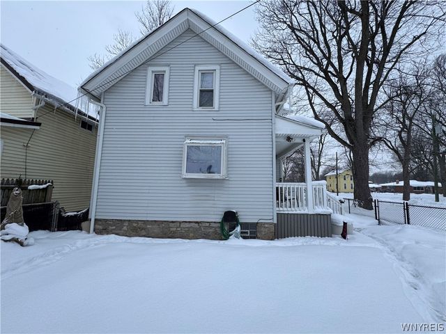 482 Hawley Street, Lockport City, NY 14094