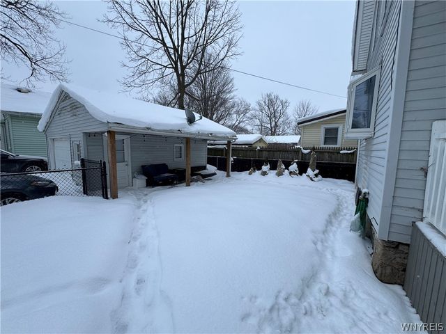 482 Hawley Street, Lockport City, NY 14094