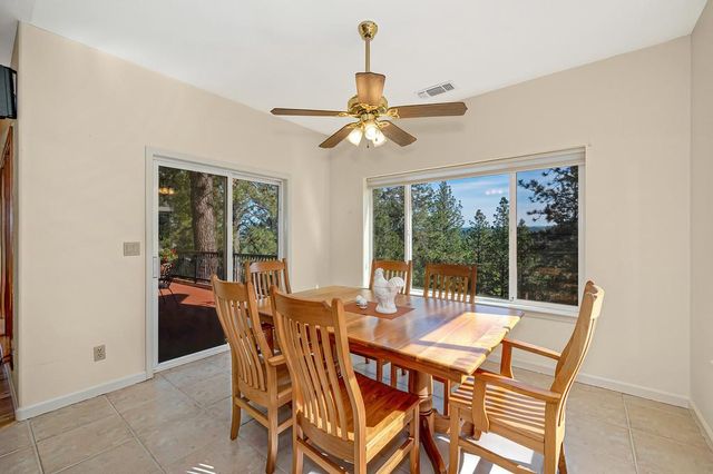 2065 Hotchkiss Ct, Cool, CA 95614