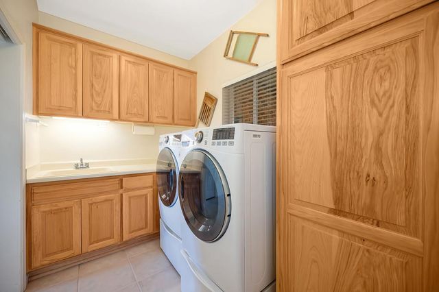 2065 Hotchkiss Ct, Cool, CA 95614