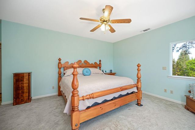 2065 Hotchkiss Ct, Cool, CA 95614