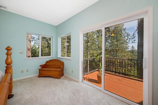 2065 Hotchkiss Ct, Cool, CA 95614