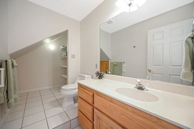 2065 Hotchkiss Ct, Cool, CA 95614