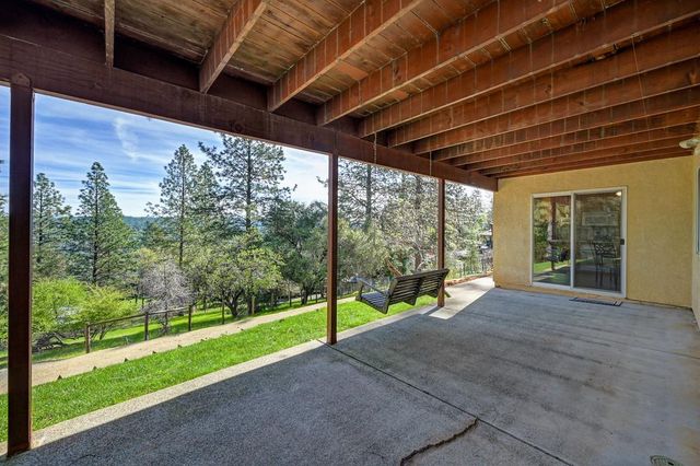 2065 Hotchkiss Ct, Cool, CA 95614