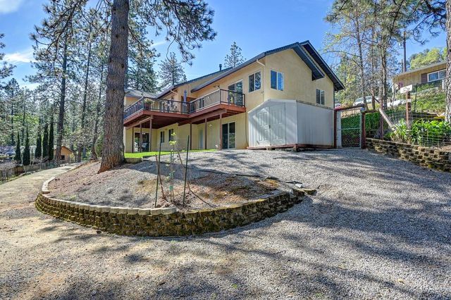 2065 Hotchkiss Ct, Cool, CA 95614