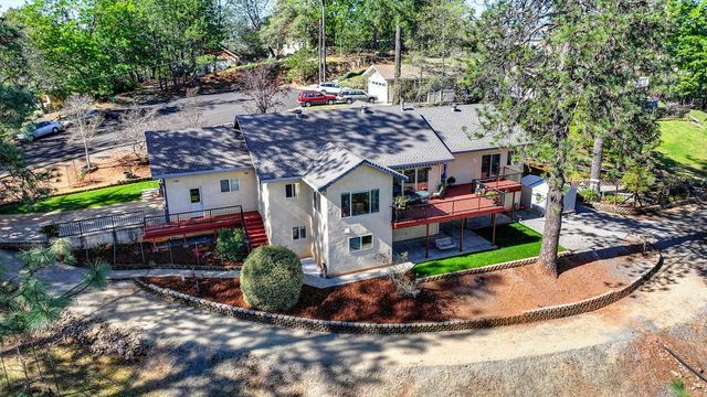 2065 Hotchkiss Ct, Cool, CA 95614