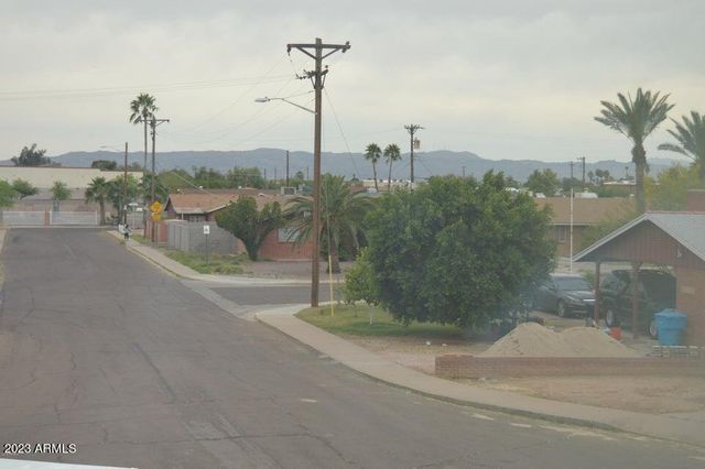 3529 E Palm Lane, Phoenix, AZ 85008