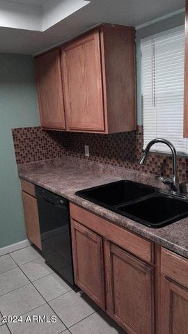 3529 E Palm Lane, Phoenix, AZ 85008