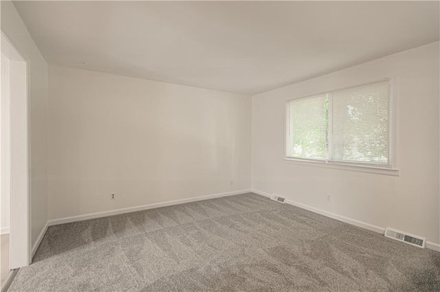 709 S Oak Street, Gardner, KS 66030