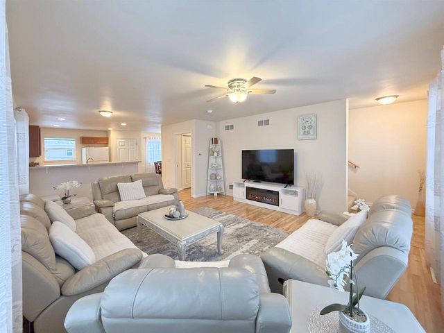 2428 Equity Lane, Fitchburg, WI 53711