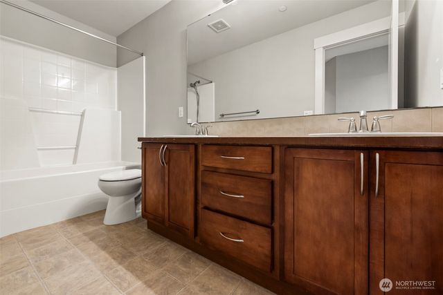 9106 172nd Avenue NE, Redmond, WA 98052