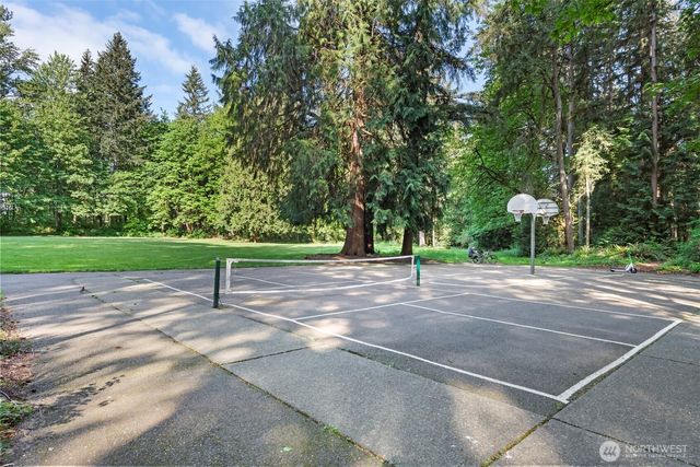 9106 172nd Avenue NE, Redmond, WA 98052