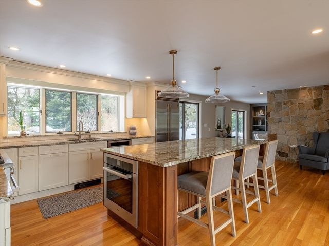 111 Loring St, Duxbury, MA 02332