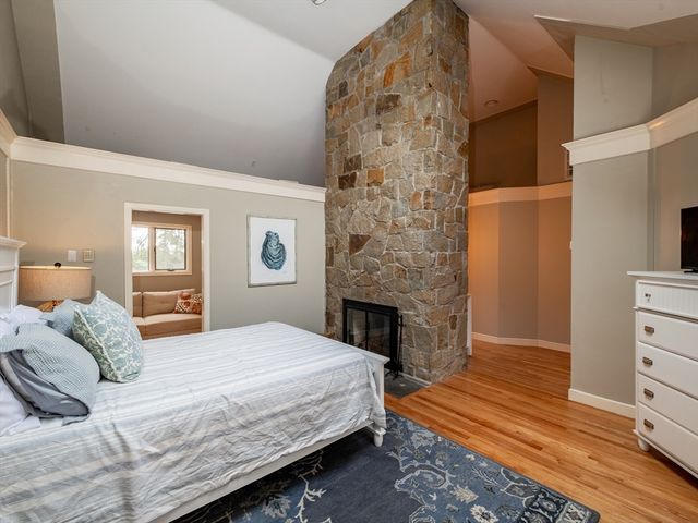 111 Loring St, Duxbury, MA 02332