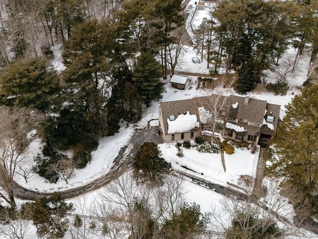 111 Loring St, Duxbury, MA 02332