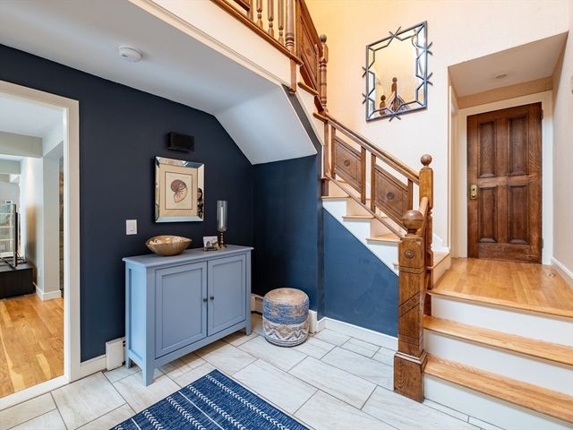 111 Loring St, Duxbury, MA 02332