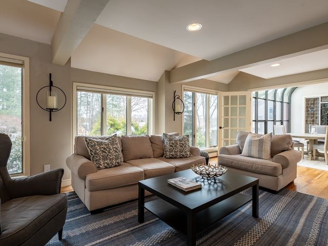 111 Loring St, Duxbury, MA 02332