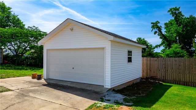 310 E. South 5th Street, Seneca, SC 29678