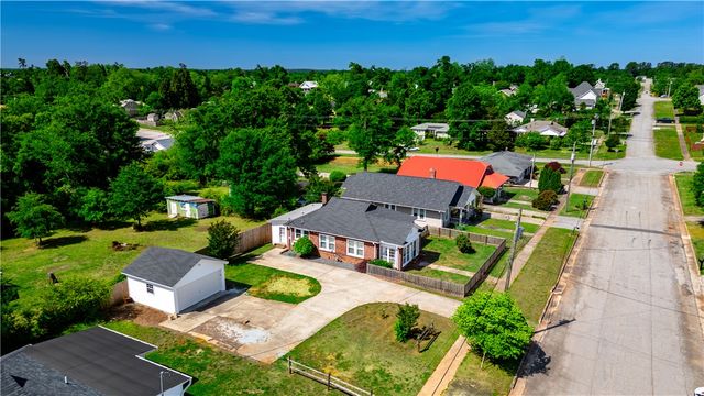 310 E. South 5th Street, Seneca, SC 29678