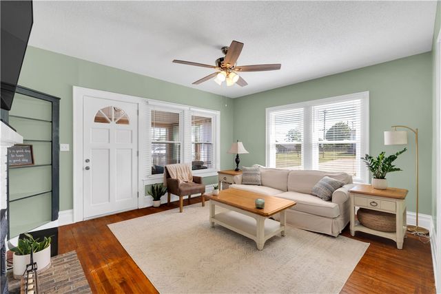 310 E. South 5th Street, Seneca, SC 29678