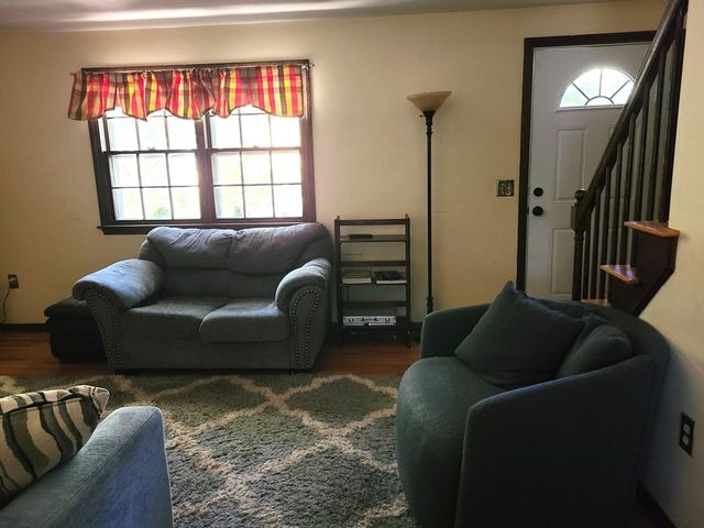 131 Holly Ridge Dr, Hanson, MA 02341