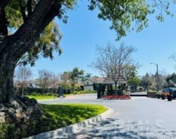12711 Castleford, Cerritos, CA 90703