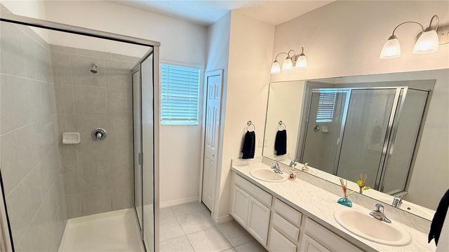 2564 SEDGE GRASS WAY, Orlando, FL 32824