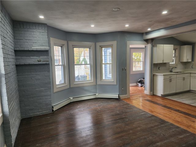 39 Chaplin Street, Pawtucket, RI 02861