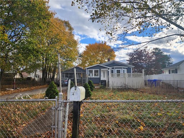 39 Chaplin Street, Pawtucket, RI 02861