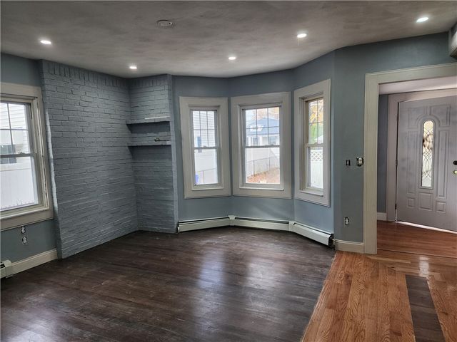 39 Chaplin Street, Pawtucket, RI 02861