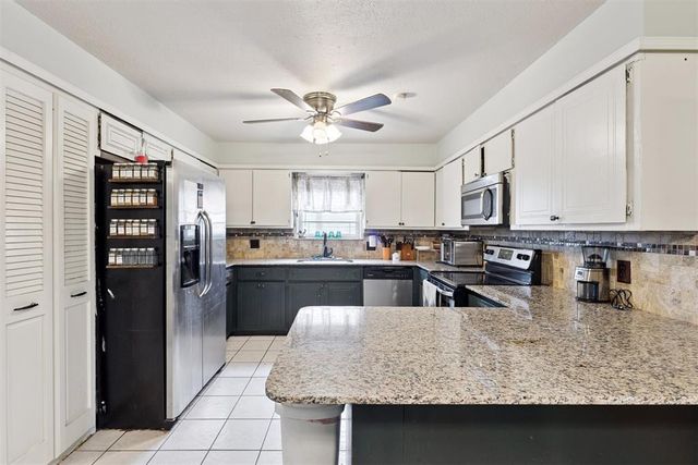 2008 E Willow Creek Terrace, Mustang, OK 73064