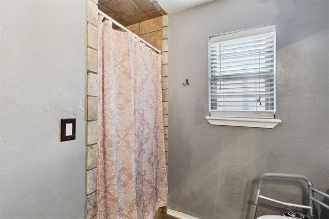 2008 E Willow Creek Terrace, Mustang, OK 73064