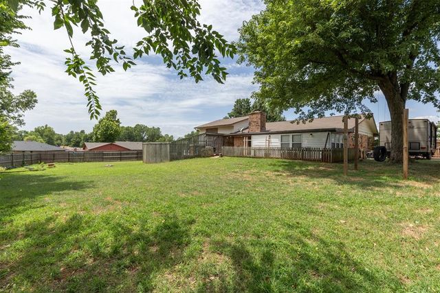 2008 E Willow Creek Terrace, Mustang, OK 73064