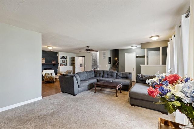 2008 E Willow Creek Terrace, Mustang, OK 73064