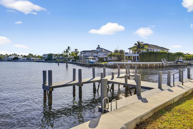 900 NE SPANISH RIVER Boulevard 2w, Boca Raton, FL 33431