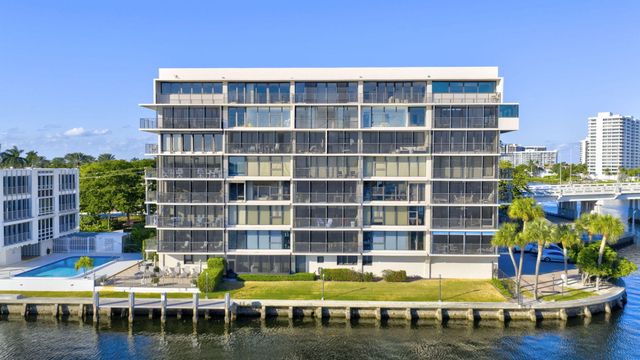 900 NE SPANISH RIVER Boulevard 2w, Boca Raton, FL 33431