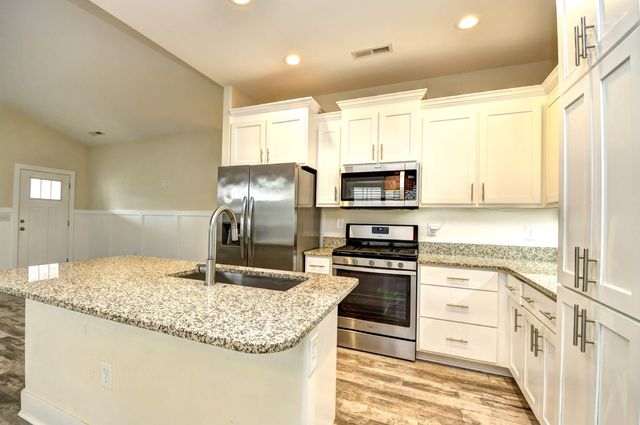 414 Waties Dr., Murrells Inlet, SC 29576