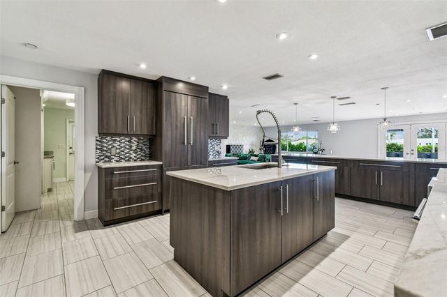 221 HOWARD DRIVE, Belleair Beach, FL 33786